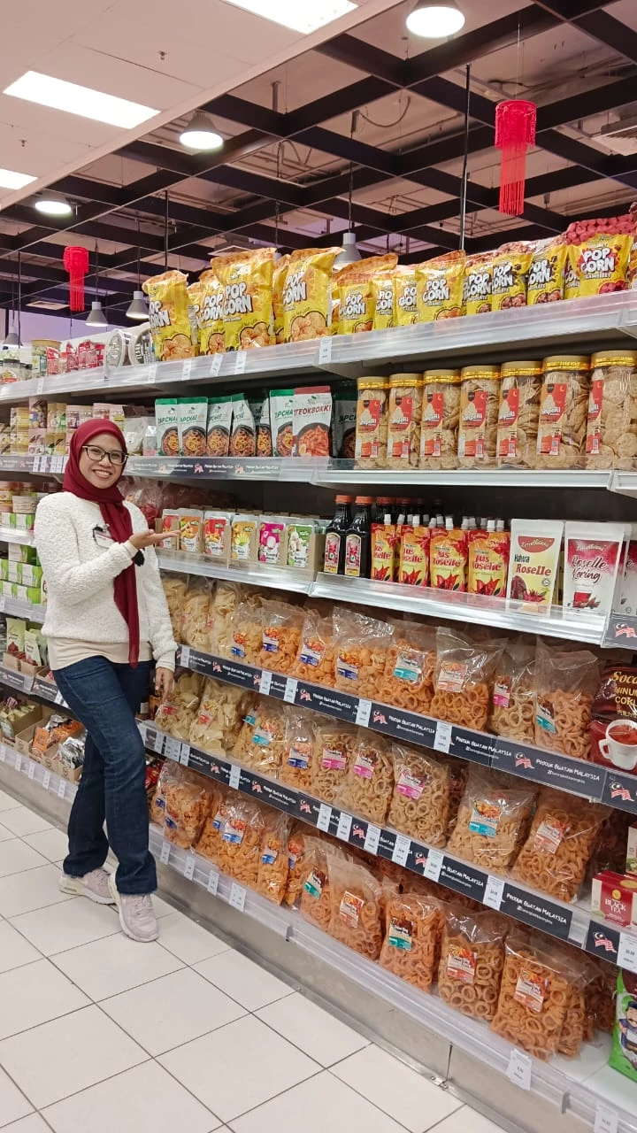 Neksom – Kudapan Paling Syok, Paling Trendy!